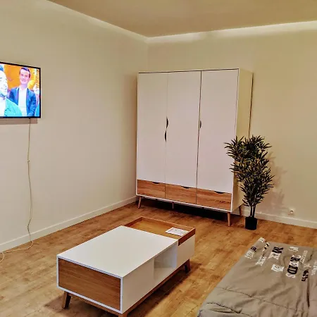 T1 Centre De Valence Apartmán